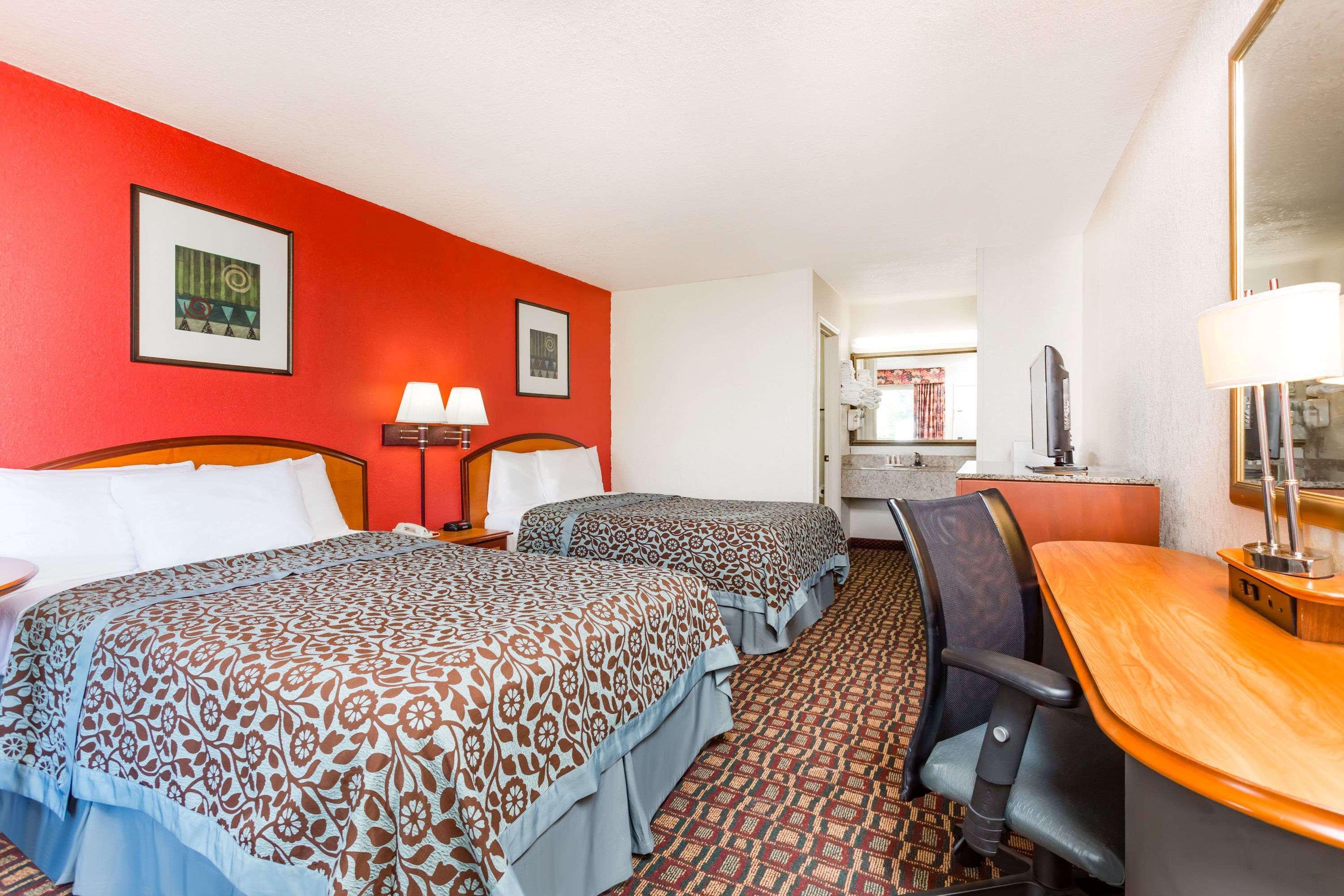 Days Inn By Wyndham Augusta Wheeler Road Exteriér fotografie