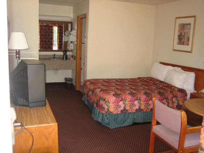 Days Inn By Wyndham Augusta Wheeler Road Exteriér fotografie
