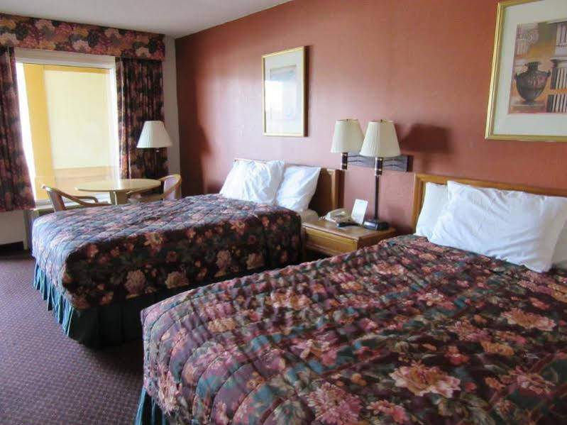 Days Inn By Wyndham Augusta Wheeler Road Exteriér fotografie